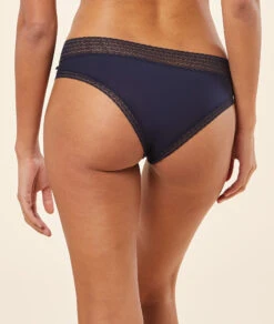 Blue Lace Hipster Panty with Graphic Trim and Satin Bow -Etam Verkäufe 648461025 c