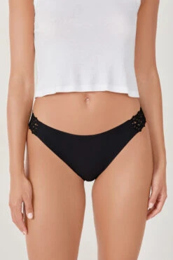 Schwarzes Mikrofaser Panty mit Eleganter Spitze - Weicher Tragekomfort