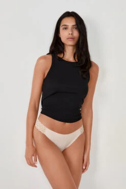 Elegante Mikrofaser Panty mit Spitze - Nachhaltig & Superweich -Etam Verkäufe 651567781 b