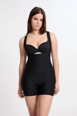 Figurformendes Unterkleid mit Starkem Halt – Nahtlose Shapewear Schwarz