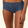 Shorty aus edler Spitze – Nachhaltige Eleganz in Tinte 8 Shorty aus edler Spitze – Nachhaltige Eleganz in Tinte -Etam Verkäufe 652479114 x