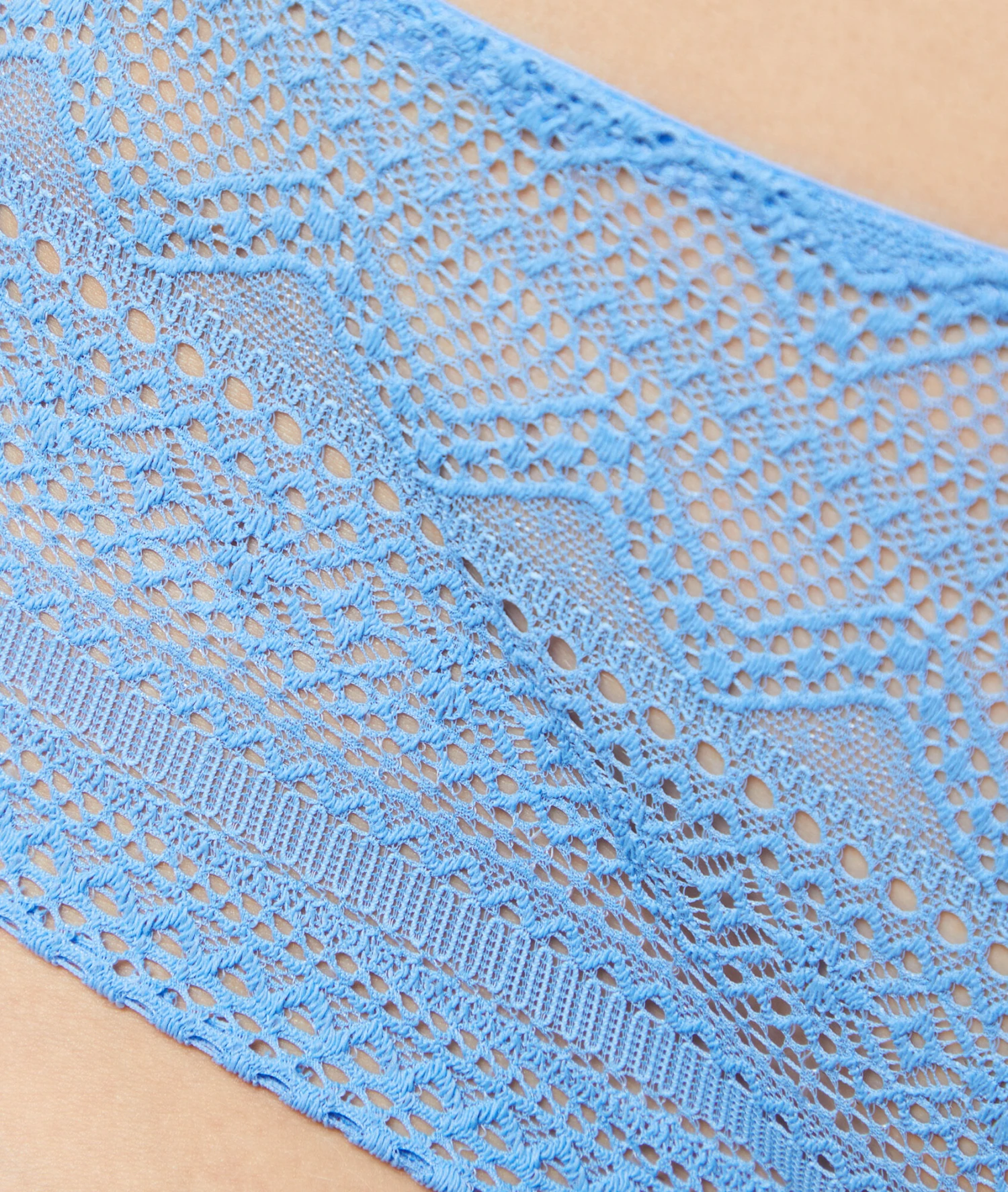 Spitzen-Shorty Mittelblau - Nachhaltige Damen Unterwäsche aus zarter Spitze 4 Spitzen-Shorty Mittelblau - Nachhaltige Damen Unterwäsche aus zarter Spitze – Bild 4