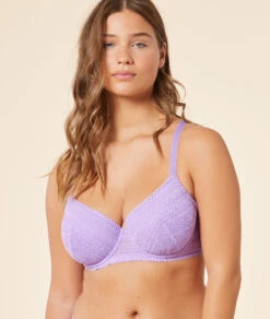 Eleganter Schalen-BH N.4 in Flieder – Leichte Fütterung & Grafische Spitze -Etam Verkäufe 652482410 b