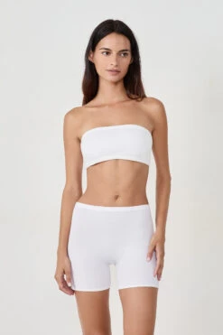 Bequeme Radlerhose aus Bio-Baumwolle in Weiß – Formende Shorts mit 360° Stretch 7 Bequeme Radlerhose aus Bio-Baumwolle in Weiß – Formende Shorts mit 360° Stretch -Etam Verkäufe 652597301 6