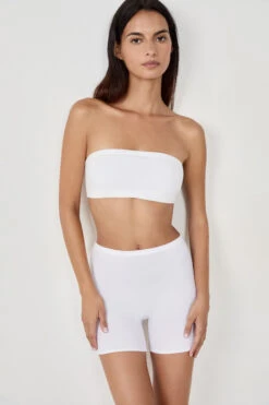 Bequeme Radlerhose aus Bio-Baumwolle in Weiß – Formende Shorts mit 360° Stretch 8 Bequeme Radlerhose aus Bio-Baumwolle in Weiß – Formende Shorts mit 360° Stretch -Etam Verkäufe 652597301 b