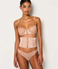 Seiden Taillengürtel Blush – Luxuriöses Couture Accessoire