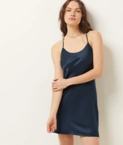 Damen Seiden Nachthemd aus 100% Naturseide - Edles Design in Marineblau