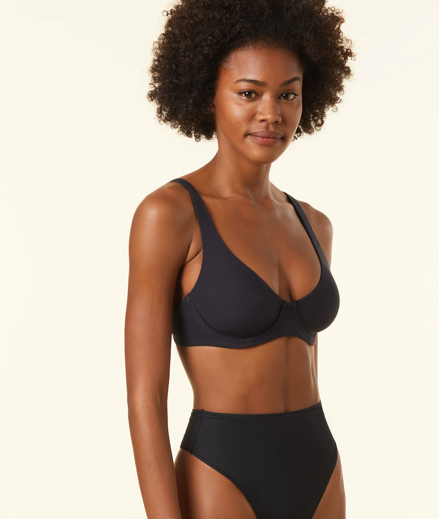 Komfortabler Baumwoll BH mit Bügel aus hochwertiger Supima-Faser - Schwarz 1 Komfortabler Baumwoll BH mit Bügel aus hochwertiger Supima-Faser - Schwarz