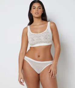 Spitzen-Bralette ohne Bügel in Ecru - Perfekter Halt von XS bis 2XL 9 Spitzen-Bralette ohne Bügel in Ecru - Perfekter Halt von XS bis 2XL -Etam Verkäufe 653240780 6