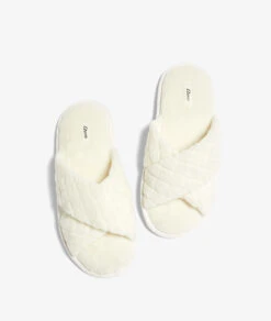 Luxuriöse Damen Hausschuhe in Weiß – Flauschige Kunstfell Pantoffeln 8 Luxuriöse Damen Hausschuhe in Weiß – Flauschige Kunstfell Pantoffeln -Etam Verkäufe 653342801 b