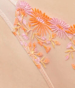 Eleganter Spitzen-Tanga aus recyceltem Tüll mit floraler Stickerei 8 Eleganter Spitzen-Tanga aus recyceltem Tüll mit floraler Stickerei -Etam Verkäufe 653511890 b