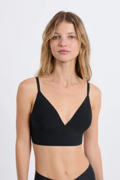 Rückenfreier Triangle BH ohne Bügel aus weicher Mikrofaser - Schwarz