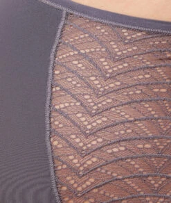 Schwangerschafts-Tanga mit hoher Taille - Spitze & Mikrofaser in Anthrazit 8 Schwangerschafts-Tanga mit hoher Taille - Spitze & Mikrofaser in Anthrazit -Etam Verkäufe 653700404 b