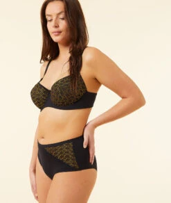 Eleganter Bügel-BH ohne Schalen - Bestickter Tüll für D-G Cups