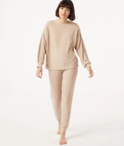 Kuschelige Damen Loungehose in Taupe - Weiche Jogginghose mit hoher Taille 7 Kuschelige Damen Loungehose in Taupe - Weiche Jogginghose mit hoher Taille -Etam Verkäufe 653764884 6