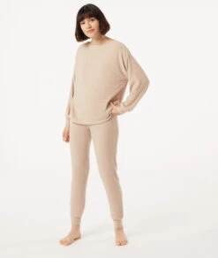 Kuschelige Damen Loungehose in Taupe - Weiche Jogginghose mit hoher Taille 9 Kuschelige Damen Loungehose in Taupe - Weiche Jogginghose mit hoher Taille -Etam Verkäufe 653764884 c