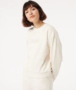 Cozy Beige Long-Sleeve Pajama Sweatshirt for Ultimate Lounging