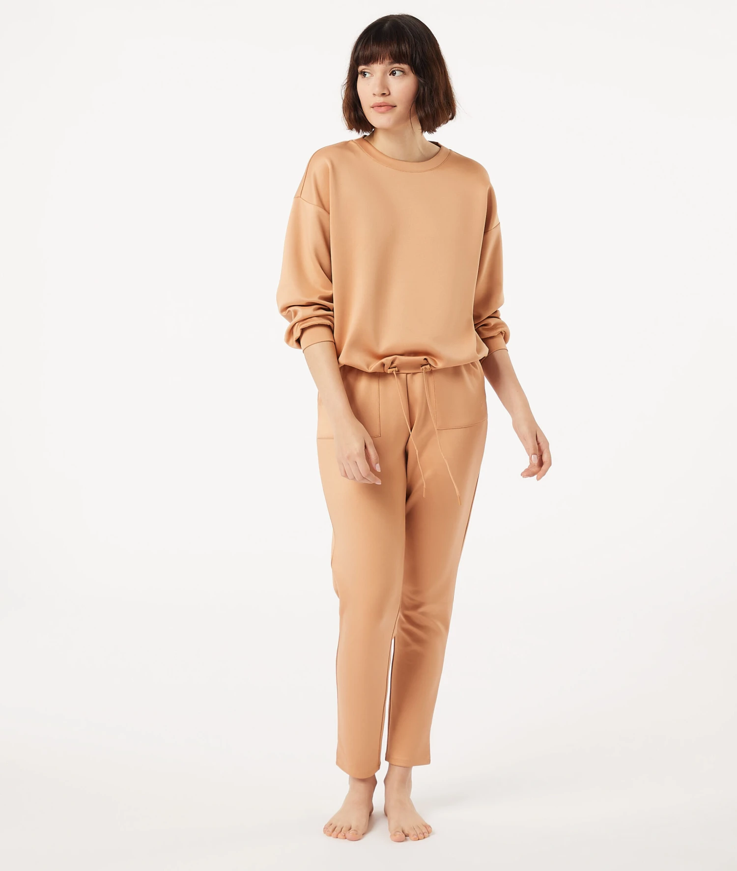 Damen Loungewear Pyjamahose – Stilvoller Komfort in Apricot 3 Damen Loungewear Pyjamahose – Stilvoller Komfort in Apricot – Bild 3