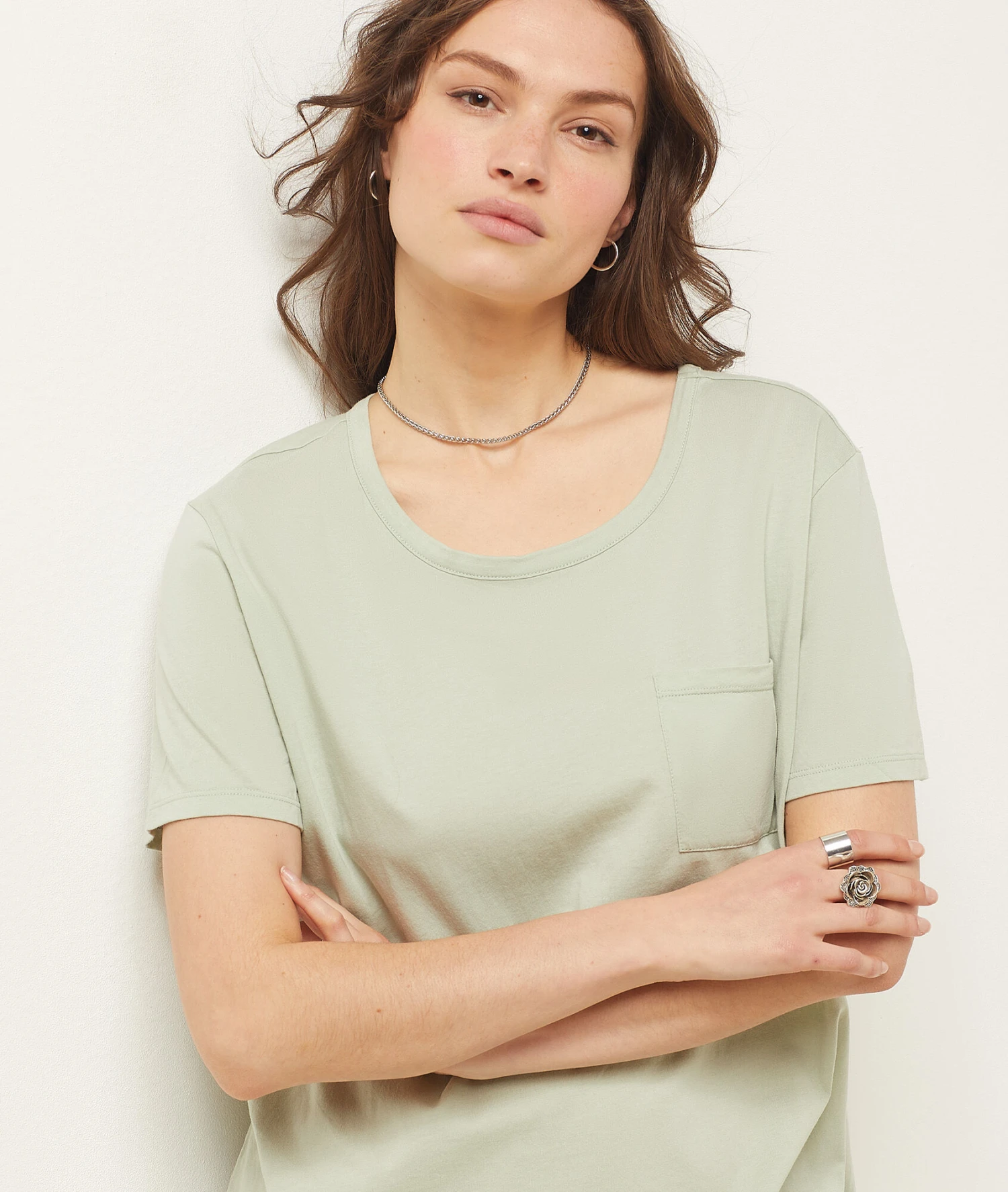 Komfortables Pyjamahemd in Grün - Elegante Nachtwäsche für Damen 5 Komfortables Pyjamahemd in Grün - Elegante Nachtwäsche für Damen – Bild 5