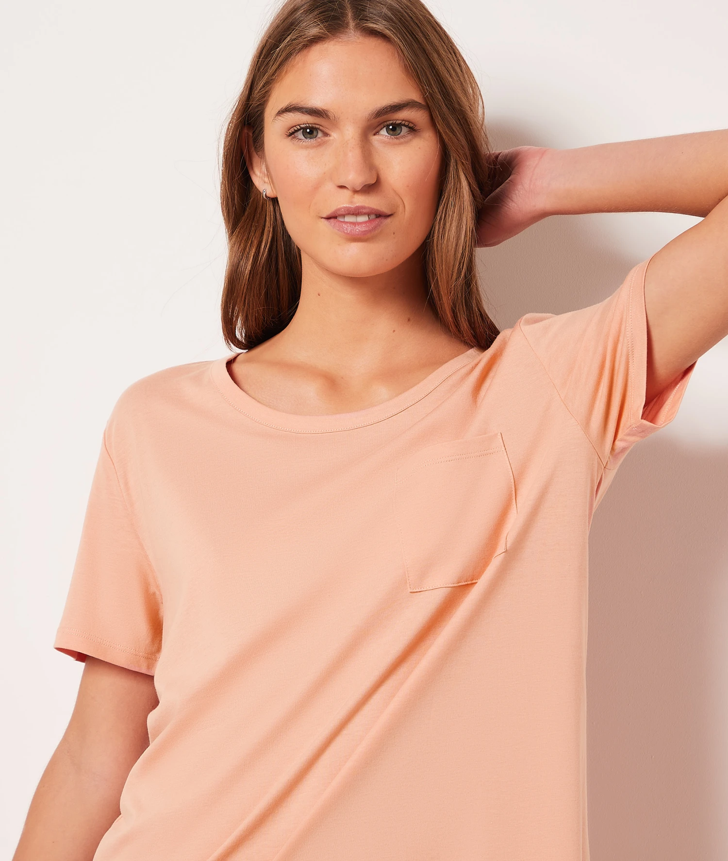 Komfortables Damen Nachthemd in leuchtendem Orange 5 Komfortables Damen Nachthemd in leuchtendem Orange – Bild 5