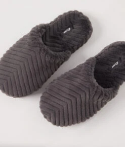 Cozy Faux Fur Mules – Anthracite Ribbed House Slippers -Etam Verkäufe 653798704 c