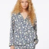 IRIS Satin-Pyjamahemd in Marineblau mit floralem Print -Etam Verkäufe 653798925 x