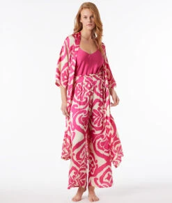 Elegantes Satin Kimono-Nachthemd mit Schimmer-Print in Fuchsia 7 Elegantes Satin Kimono-Nachthemd mit Schimmer-Print in Fuchsia -Etam Verkäufe 653808472 6