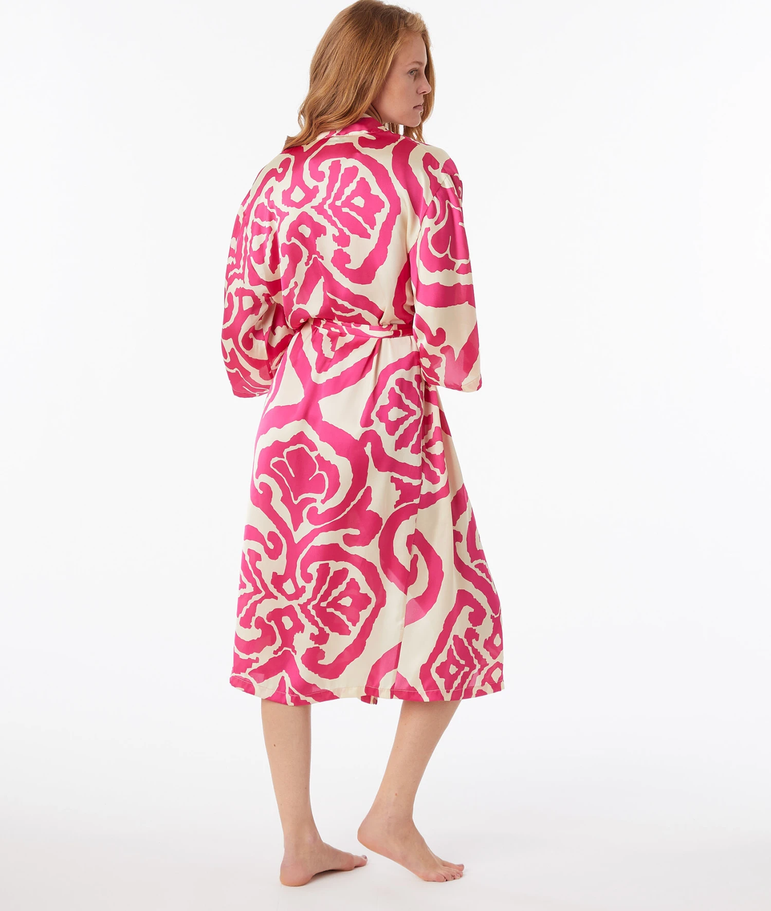 Elegantes Satin Kimono-Nachthemd mit Schimmer-Print in Fuchsia 2 Elegantes Satin Kimono-Nachthemd mit Schimmer-Print in Fuchsia – Bild 2