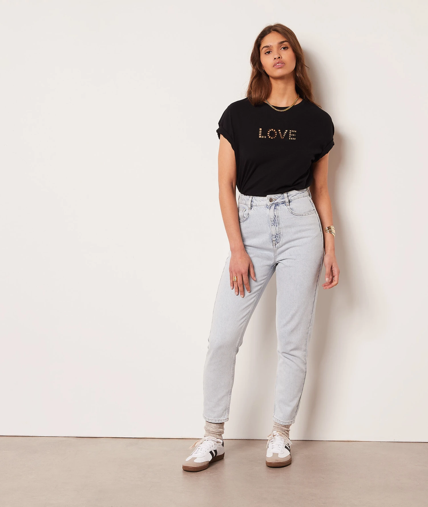 Top Mit Kurzen Ärmeln, Durchbrochen, „love“ SCHWARZ 5 Top Mit Kurzen Ärmeln, Durchbrochen, „love“ SCHWARZ – Bild 5