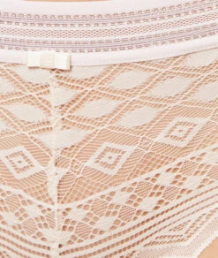 Damen Shorty aus zarter Grafik-Spitze - Nachhaltiges Design in Blush -Etam Verkäufe 653837294 b