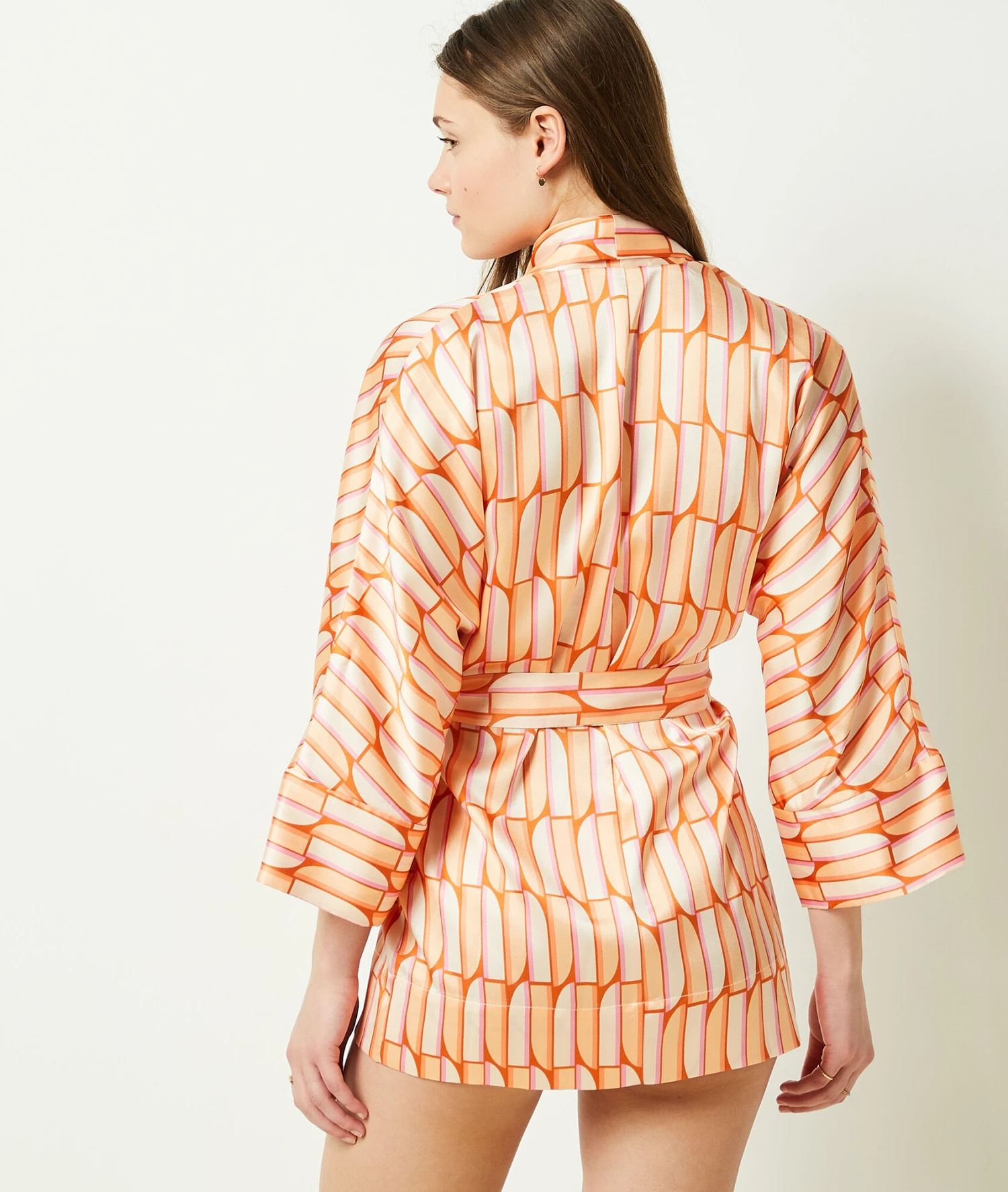 Sunny Nachthemd mit Print – Farbenfroher Komfort für erholsame Nächte 2 Sunny Nachthemd mit Print – Farbenfroher Komfort für erholsame Nächte – Bild 2