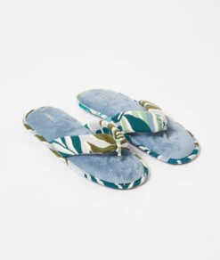 Comfortable Khaki Flip-Flops - Durable Casual Summer Footwear