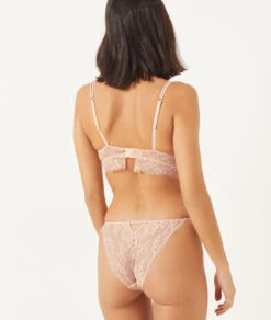 Elegantes Spitzen-Bikiniunterteil in zartem Blush 6 Elegantes Spitzen-Bikiniunterteil in zartem Blush -Etam Verkäufe 653933194 a