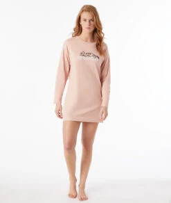 Elegantes Nachthemd mit Print – Bequeme Nachtwäsche in Blush 7 Elegantes Nachthemd mit Print – Bequeme Nachtwäsche in Blush -Etam Verkäufe 653936494 6