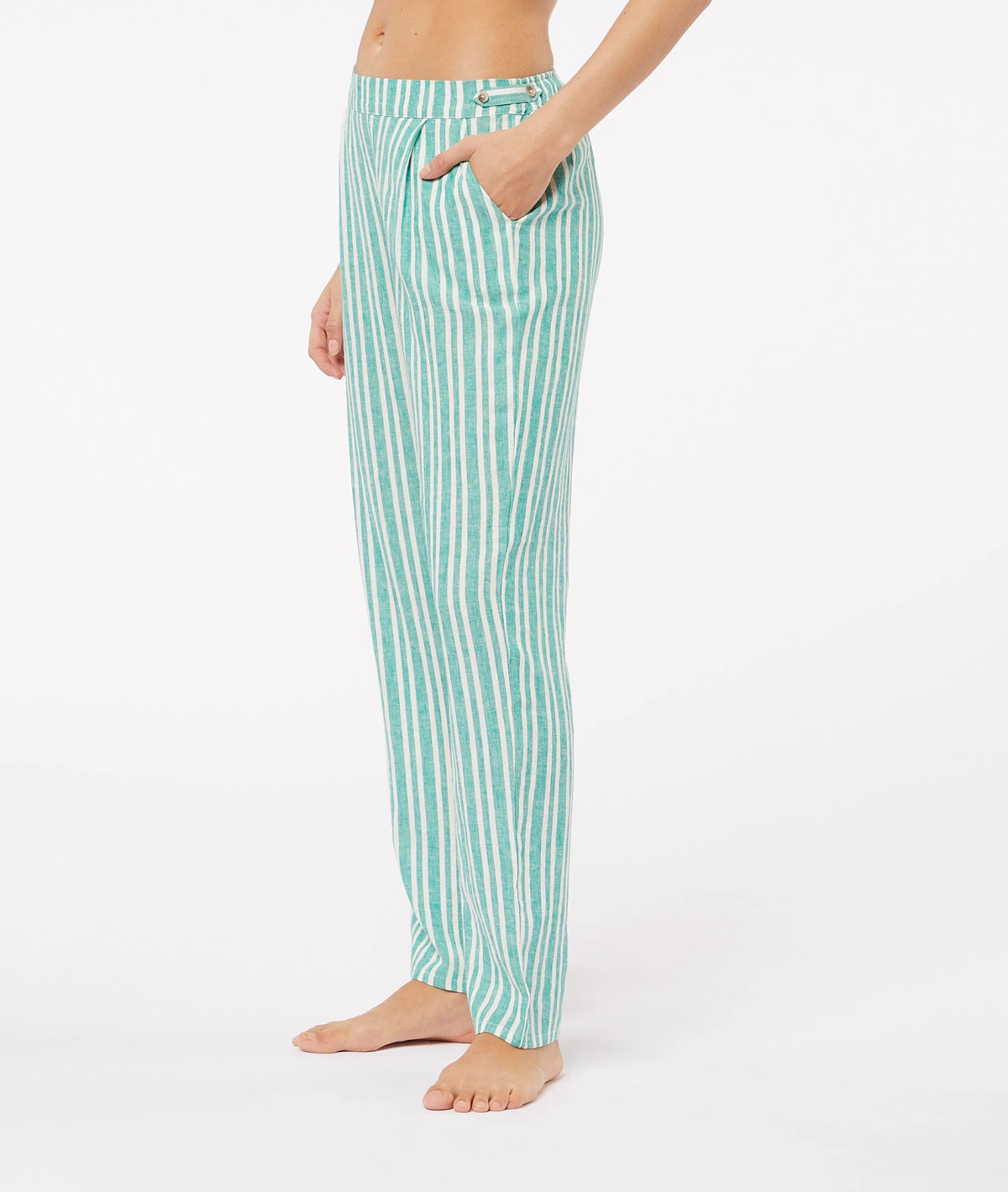 Leinen-Pyjamahose Gestreift Grün – Nachhaltige Nachtwäsche für Damen 1 Leinen-Pyjamahose Gestreift Grün – Nachhaltige Nachtwäsche für Damen