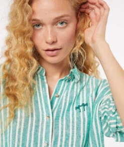 Gestreiftes Leinen-Pyjamahemd für Damen – Nachhaltig & Atmungsaktiv 9 Gestreiftes Leinen-Pyjamahemd für Damen – Nachhaltig & Atmungsaktiv -Etam Verkäufe 653939646 c