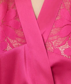 Elegant Fuchsia Satin Nightgown with Delicate Lace Detailing 8 Elegant Fuchsia Satin Nightgown with Delicate Lace Detailing -Etam Verkäufe 653957072 b