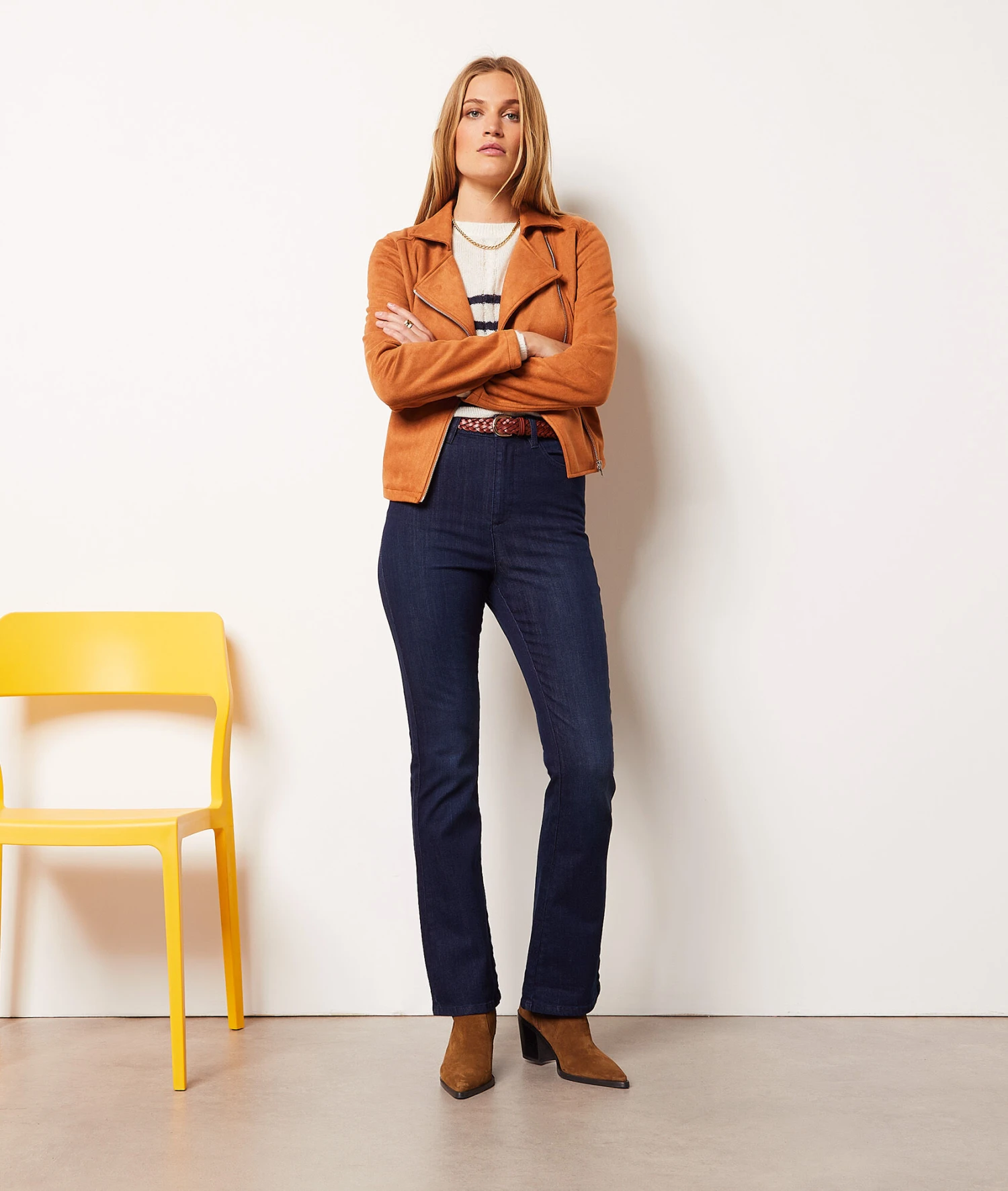 Ausgestellte Jeans BLAU 1 Ausgestellte Jeans BLAU