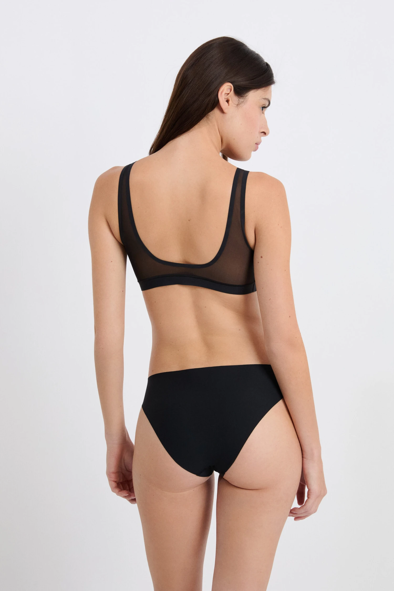 Damen Mikrofaser Bustier in Schwarz – Nahtloser Komfort für jeden Tag 2 Damen Mikrofaser Bustier in Schwarz – Nahtloser Komfort für jeden Tag – Bild 2