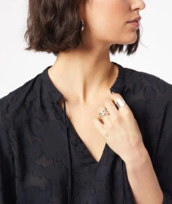 Bluse Mit Jacquard-Details SCHWARZ 8 Bluse Mit Jacquard-Details SCHWARZ -Etam Verkäufe 654013505 b