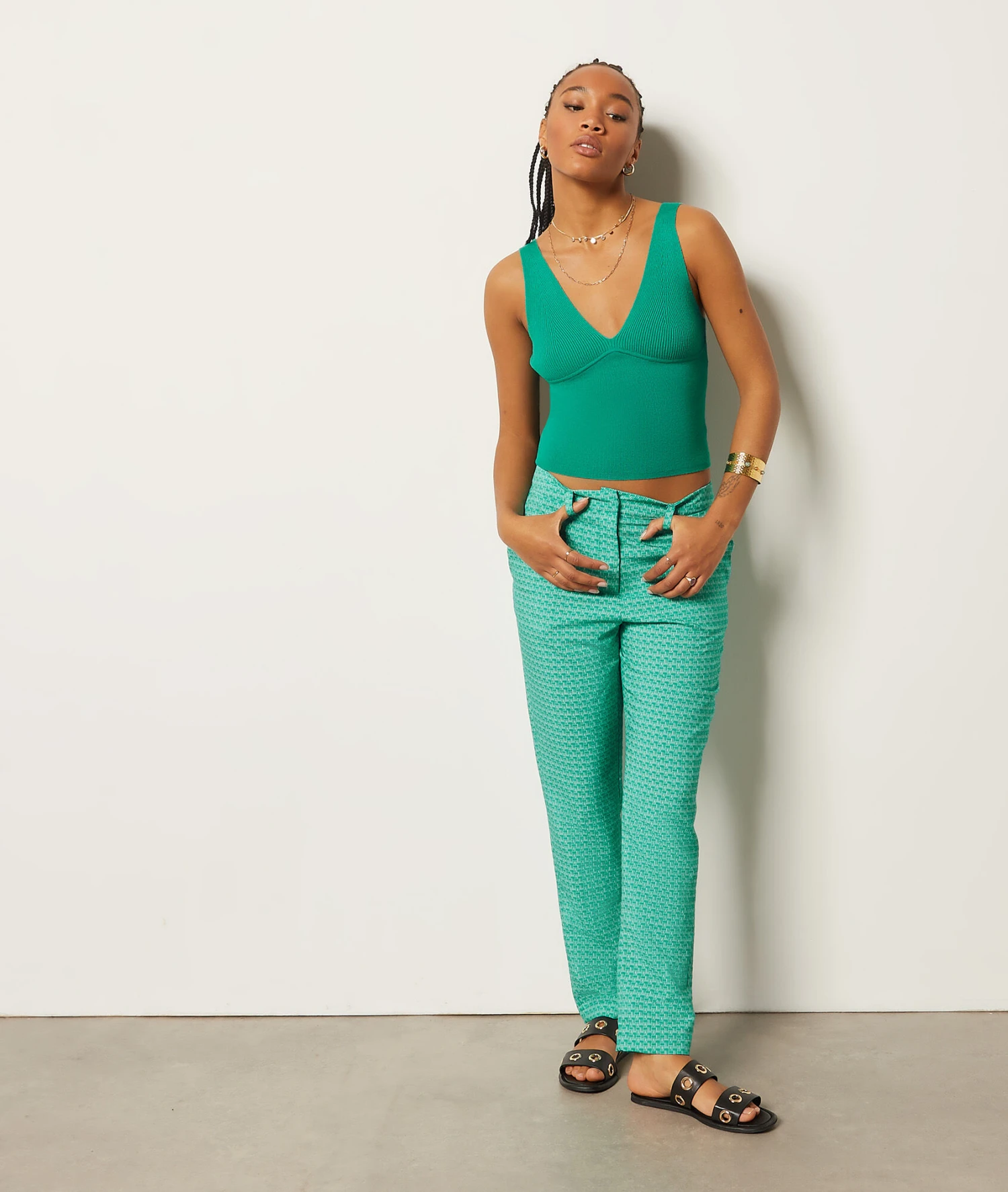 Hose Im Zigarettenschnitt GRÜN 1 Hose Im Zigarettenschnitt GRÜN