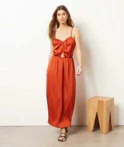 Kleid Mit Gekreuztem Rücken HENNA