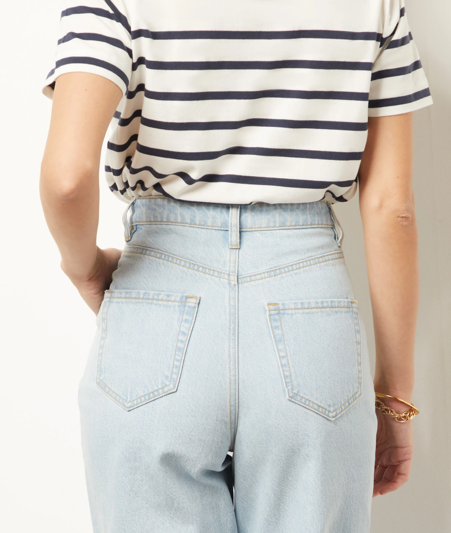 Karottenjeans, 100 % Baumwolle HIMMELBLAU 4 Karottenjeans, 100 % Baumwolle HIMMELBLAU – Bild 4