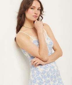 Elegantes Damen Nachthemd mit feiner Spitze in Ecru 11 Elegantes Damen Nachthemd mit feiner Spitze in Ecru -Etam Verkäufe 654050780 d