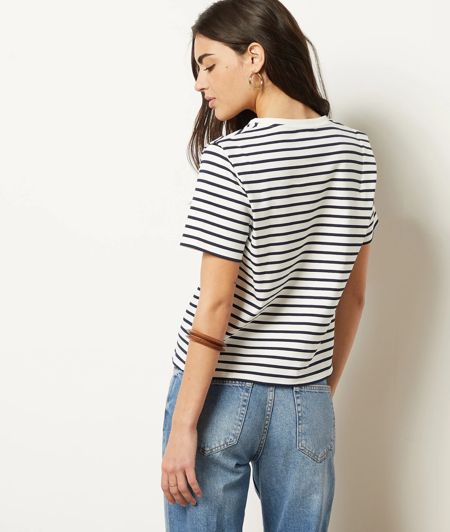 Gestreiftes T-Shirt Mit Kurzen Ärmeln WEISS 2 Gestreiftes T-Shirt Mit Kurzen Ärmeln WEISS – Bild 2