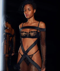 Black Balconette Underwire Bra - Elegant Support and Daily Comfort