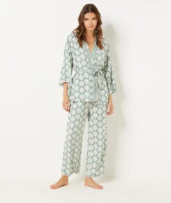 Comfortable Nile Green 7/8 Length Pyjama Pants for Lounging