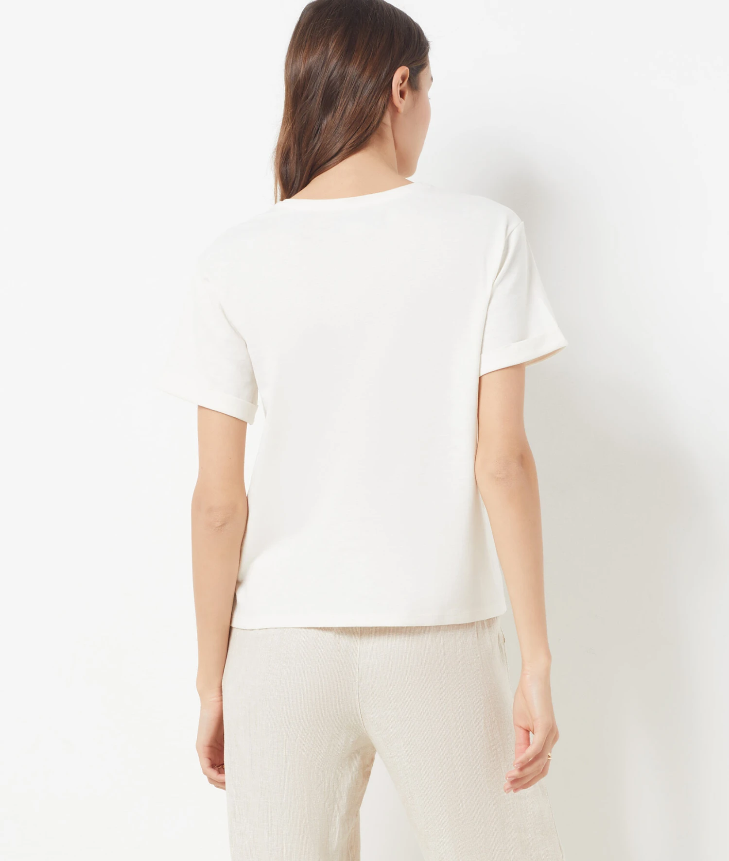 Bequemes Baumwoll-T-Shirt mit Print in Ecru für Damen 2 Bequemes Baumwoll-T-Shirt mit Print in Ecru für Damen – Bild 2