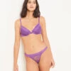 Elegantes Spitzen-Bikiniunterteil in Lila – Stilvolle Damen-Unterwäsche 10 Elegantes Spitzen-Bikiniunterteil in Lila – Stilvolle Damen-Unterwäsche -Etam Verkäufe 654106113 x
