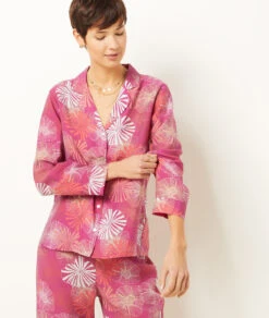 Elegantes Pyjamahemd in Lila mit Seidenglanz & Print -Etam Verkäufe 654137513 c